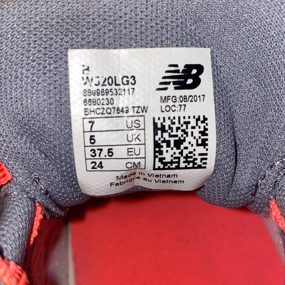 New balance sneakers - Picture 4 of 4